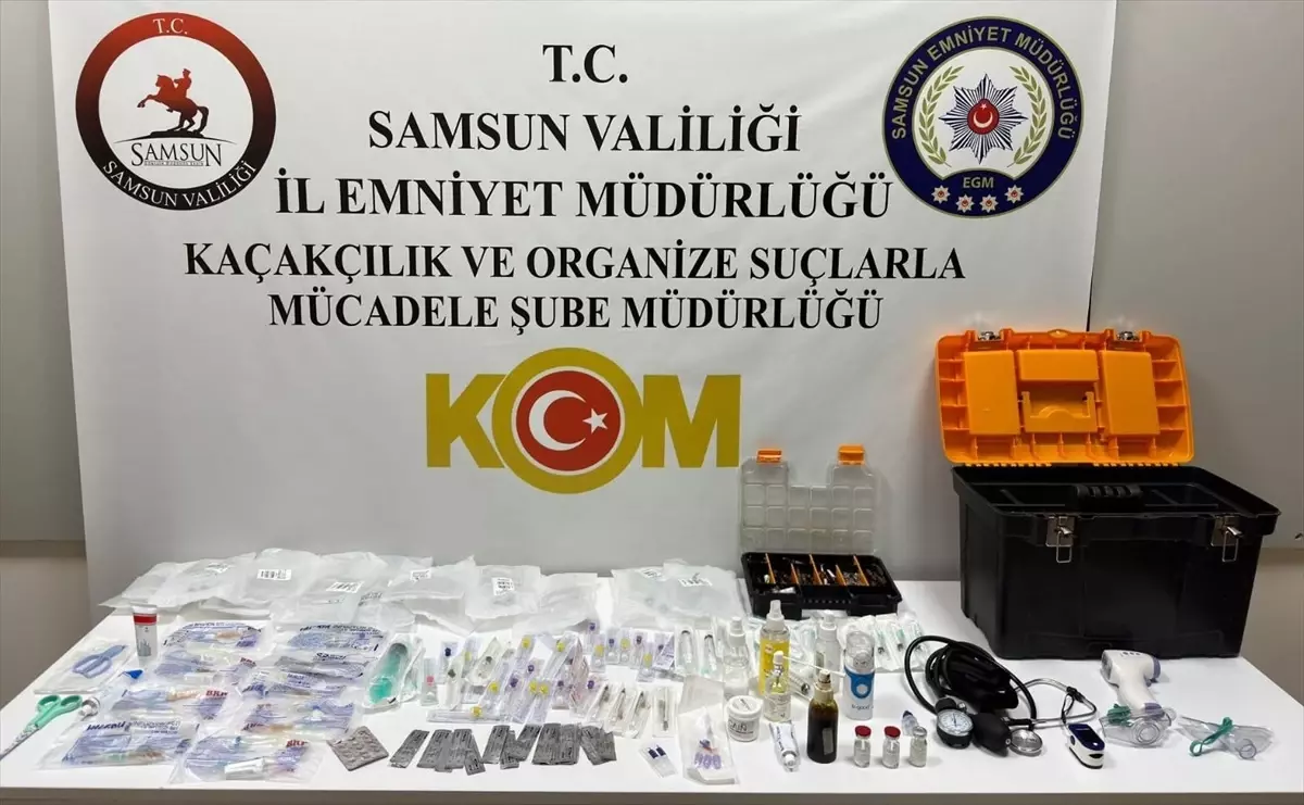 Samsun’da Sağlıksız Ortamda Muhafaza Edilen İlaç ve Tıbbi Malzeme Bulunduran Zanlı Gözaltına Alındı