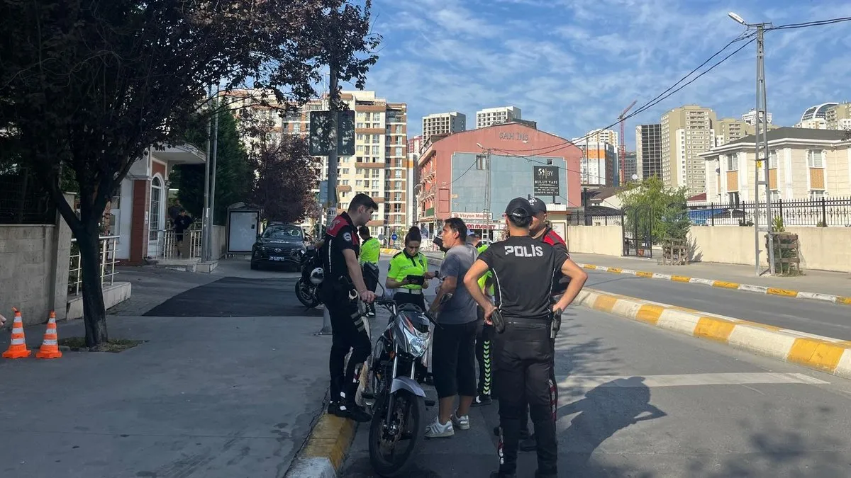 Esenyurt’ta şok uygulama: Kalabalık noktalara özel denetim yapıldı