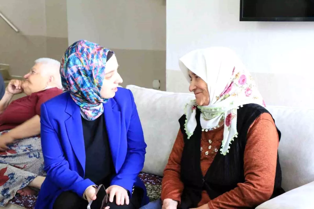 Vali Yardımcısı’ndan Huzurevine Sürpriz Ziyaret