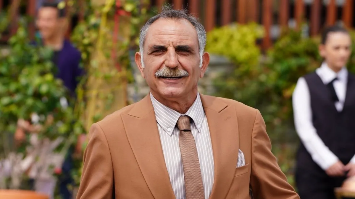 Bir Gece Masalı’nın Kürşat’ı Gürkan Uygun bu kez şaşırttı! Meğer kardeşi de…