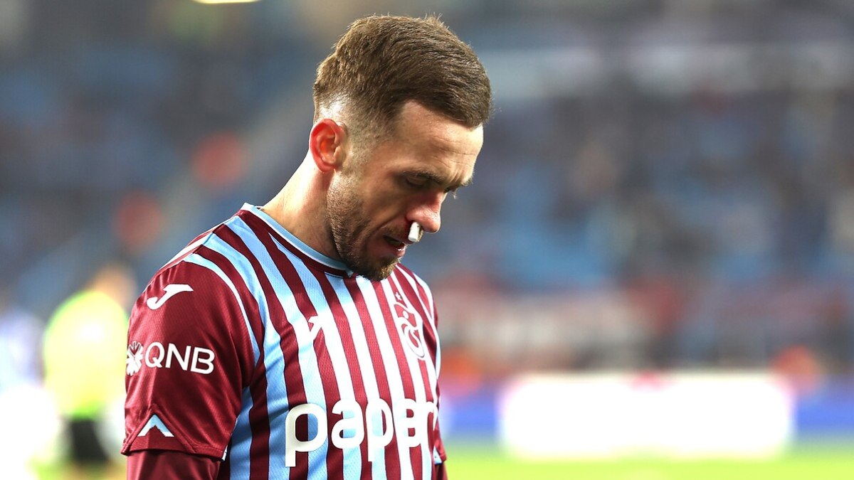 Trabzonspor’da Edin Visca’nın sözleşmesi uzatıldı